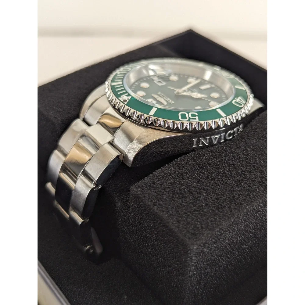 Invicta Pro Diver 50890 Mens Watch 42mm Green Dial Steel Band PC32 Quartz New